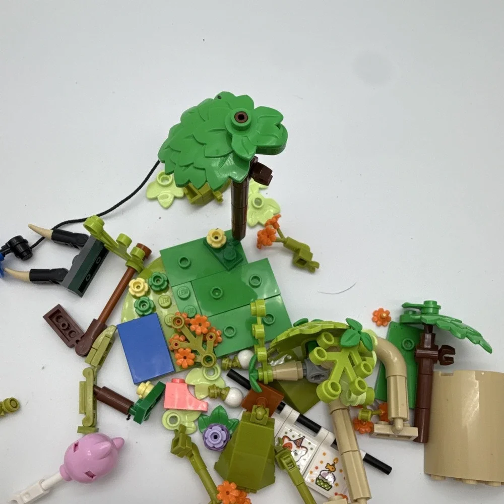 LEGO Multicolor Mixed Lot Bricks Pieces w/ Minifigures Animals Trees Plants